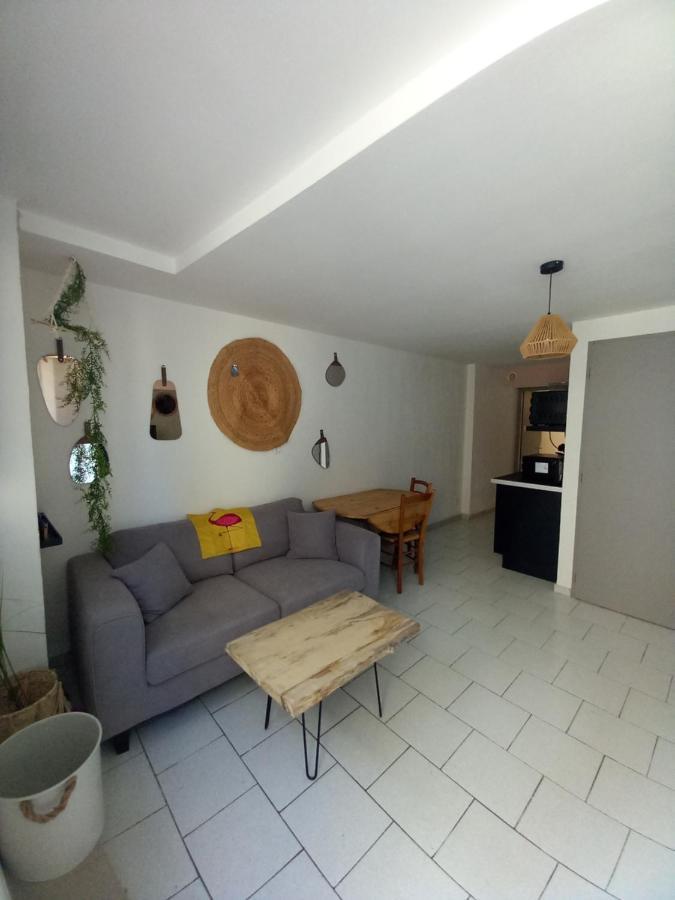 Le Cosy Lägenhet Clermont-lʼHérault Exteriör bild